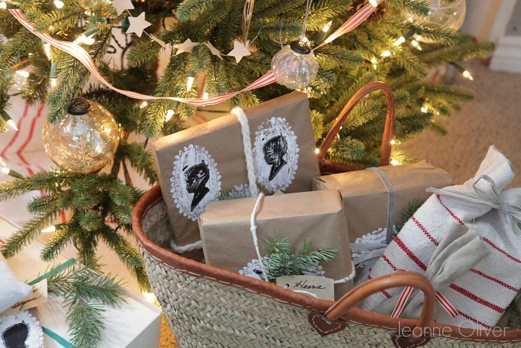 Easy and Creative Christmas Gift-Wrapping Ideas - Balsam Hill Blog