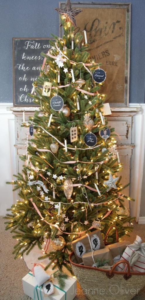 12 Creative Christmas Trees {and a $1800 Giveaway from Balsam Hill}