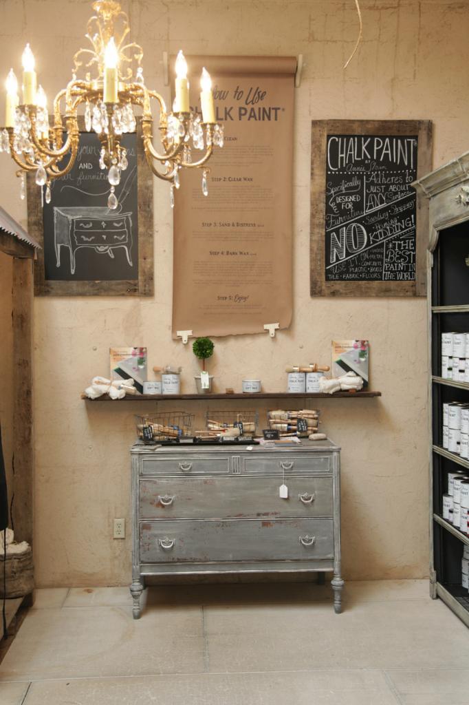 Annie Sloan Chalk Paint {Shades of Amber} - Jeanne Oliver