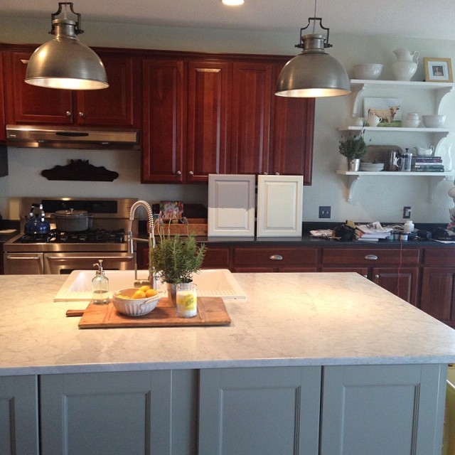 Step by Step Kitchen Cabinet Painting With Annie Sloan ...