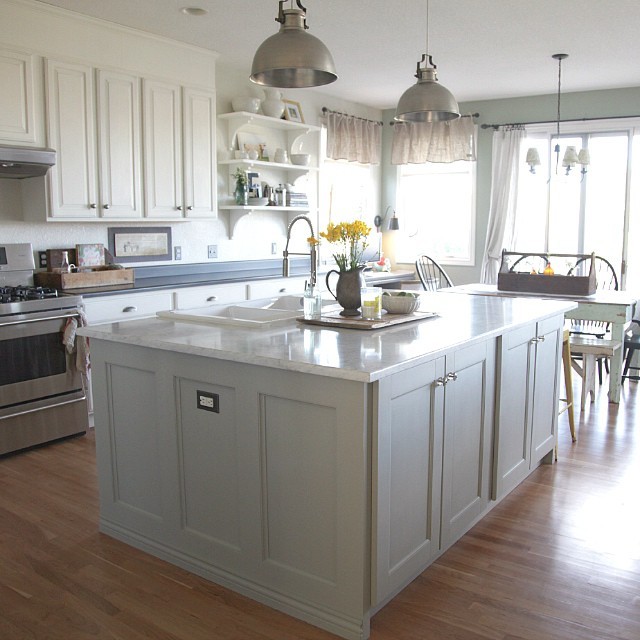 Step By Step Kitchen Cabinet Painting With Annie Sloan Chalk Paint