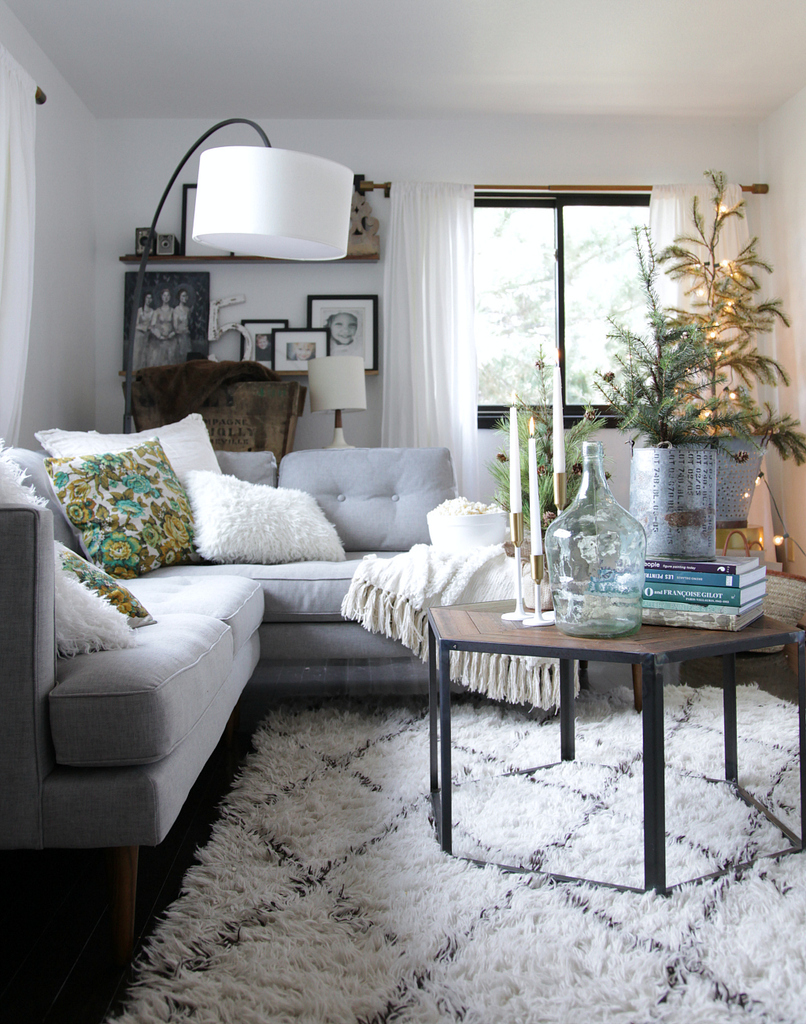 Cozy Spaces During the Holidays | The Family Room