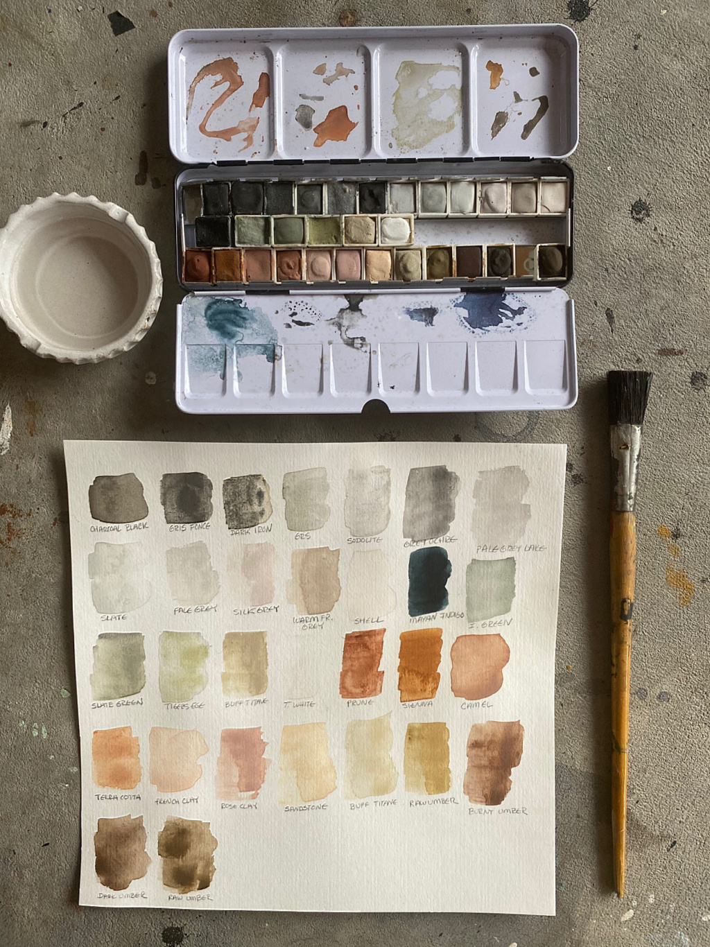 Paper Casting Watercolor Paint Palette - 22 Colors